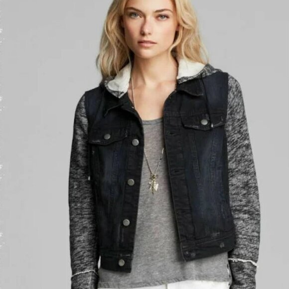 Free People Distressed Denim Jacket - Picture 1 of 6